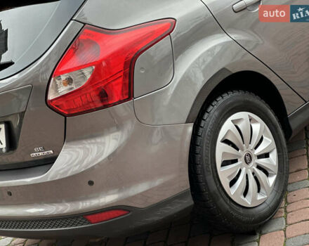 Серый Форд Фокус, объемом двигателя 2 л и пробегом 178 тыс. км за 6450 $, фото 149 на Automoto.ua