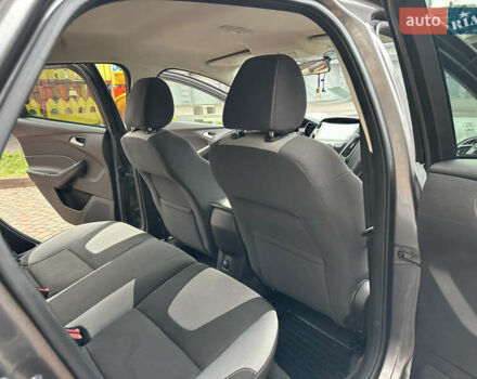 Серый Форд Фокус, объемом двигателя 2 л и пробегом 178 тыс. км за 6450 $, фото 34 на Automoto.ua