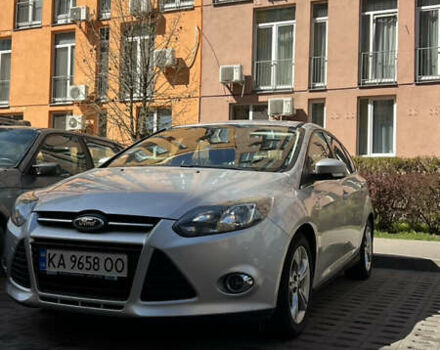 Форд Фокус 2013 у Києві на Automoto.ua Сірий Форд Фокус, об'ємом двигуна 1 л та пробігом 169 тис. км за 6700 $, фото 4 на Automoto.ua