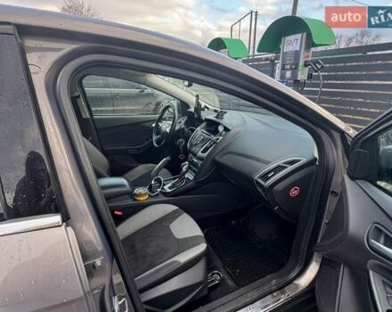 Сірий Форд Фокус, об'ємом двигуна 1.6 л та пробігом 155 тис. км за 8500 $, фото 11 на Automoto.ua