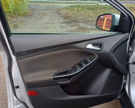 Сірий Форд Фокус, об'ємом двигуна 1 л та пробігом 136 тис. км за 7000 $, фото 19 на Automoto.ua