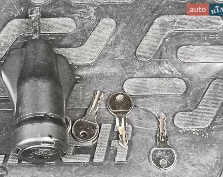 Форд Фокус 2013 в Ирпене на Automoto.ua Серый Форд Фокус, объемом двигателя 1 л и пробегом 156 тыс. км за 8200 $, фото 17 на Automoto.ua