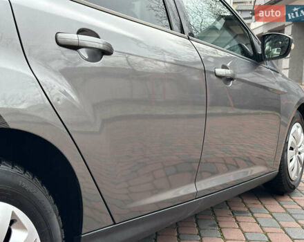 Серый Форд Фокус, объемом двигателя 2 л и пробегом 178 тыс. км за 6450 $, фото 135 на Automoto.ua