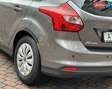 Серый Форд Фокус, объемом двигателя 2 л и пробегом 178 тыс. км за 6450 $, фото 144 на Automoto.ua
