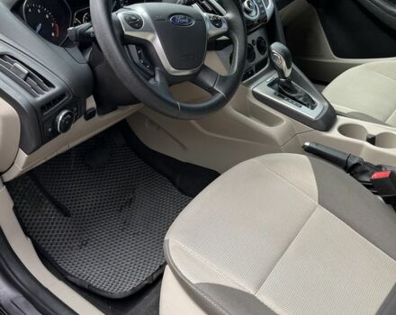 Серый Форд Фокус, объемом двигателя 2 л и пробегом 150 тыс. км за 7800 $, фото 4 на Automoto.ua