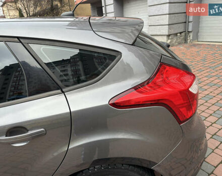 Серый Форд Фокус, объемом двигателя 2 л и пробегом 178 тыс. км за 6450 $, фото 102 на Automoto.ua