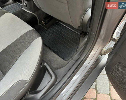 Серый Форд Фокус, объемом двигателя 2 л и пробегом 178 тыс. км за 6450 $, фото 33 на Automoto.ua