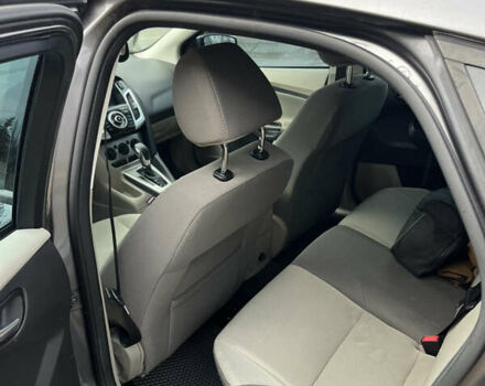 Серый Форд Фокус, объемом двигателя 2 л и пробегом 156 тыс. км за 7800 $, фото 5 на Automoto.ua