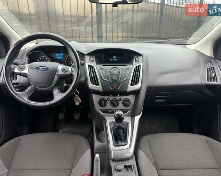 Серый Форд Фокус, объемом двигателя 1 л и пробегом 157 тыс. км за 7990 $, фото 12 на Automoto.ua