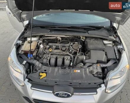 Форд Фокус 2013 у Львові на Automoto.ua Сірий Форд Фокус, об'ємом двигуна 2 л та пробігом 128 тис. км за 8000 $, фото 17 на Automoto.ua