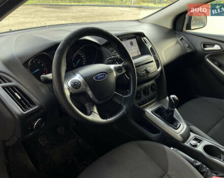 Серый Форд Фокус, объемом двигателя 1 л и пробегом 228 тыс. км за 6799 $, фото 8 на Automoto.ua