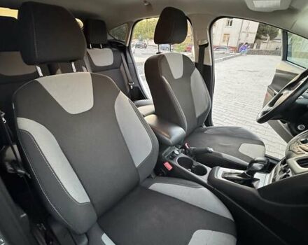Форд Фокус 2013 у Львові на Automoto.ua Сірий Форд Фокус, об'ємом двигуна 2 л та пробігом 128 тис. км за 8000 $, фото 21 на Automoto.ua