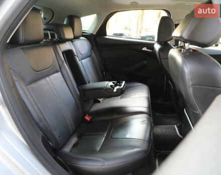 Серый Форд Фокус, объемом двигателя 2 л и пробегом 122 тыс. км за 5999 $, фото 8 на Automoto.ua