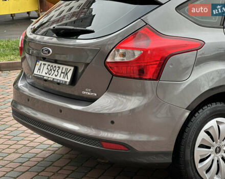 Серый Форд Фокус, объемом двигателя 2 л и пробегом 178 тыс. км за 6450 $, фото 148 на Automoto.ua