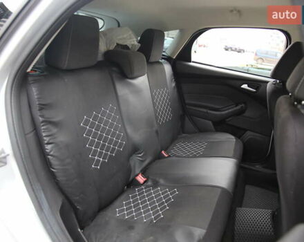 Сірий Форд Фокус, об'ємом двигуна 2 л та пробігом 163 тис. км за 7600 $, фото 8 на Automoto.ua