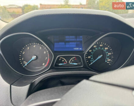Серый Форд Фокус, объемом двигателя 2 л и пробегом 196 тыс. км за 7300 $, фото 5 на Automoto.ua