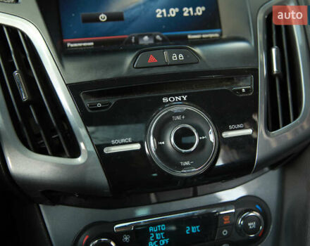 Серый Форд Фокус, объемом двигателя 2 л и пробегом 122 тыс. км за 5999 $, фото 16 на Automoto.ua