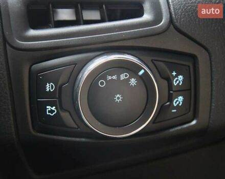 Сірий Форд Фокус, об'ємом двигуна 2 л та пробігом 163 тис. км за 7600 $, фото 20 на Automoto.ua