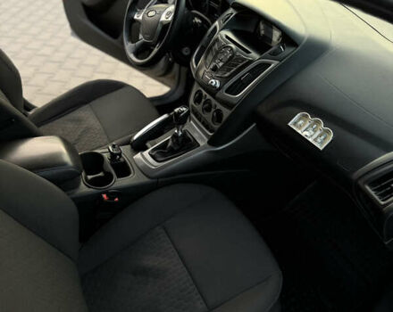 Серый Форд Фокус, объемом двигателя 1.6 л и пробегом 242 тыс. км за 5399 $, фото 10 на Automoto.ua