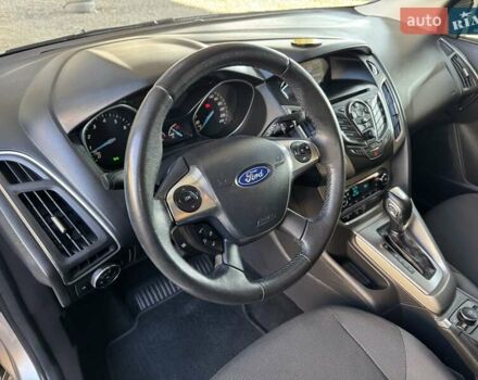 Сірий Форд Фокус, об'ємом двигуна 1.6 л та пробігом 130 тис. км за 9350 $, фото 30 на Automoto.ua