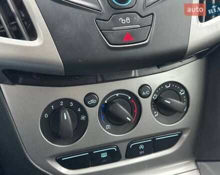 Серый Форд Фокус, объемом двигателя 1 л и пробегом 157 тыс. км за 7990 $, фото 16 на Automoto.ua