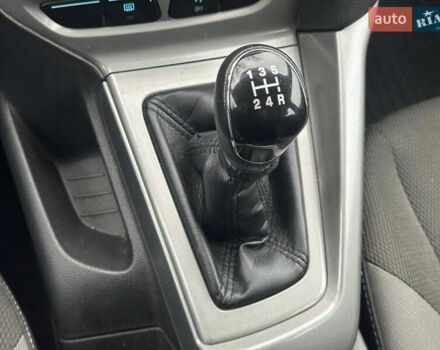 Серый Форд Фокус, объемом двигателя 1 л и пробегом 157 тыс. км за 7990 $, фото 17 на Automoto.ua