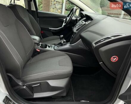 Форд Фокус 2014 в Стрые на Automoto.ua Серый Форд Фокус, объемом двигателя 1.6 л и пробегом 197 тыс. км за 9350 $, фото 112 на Automoto.ua