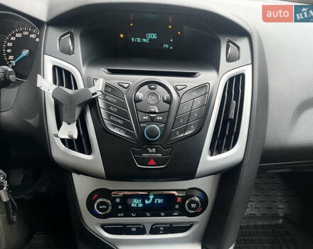 Сірий Форд Фокус, об'ємом двигуна 1 л та пробігом 129 тис. км за 6499 $, фото 18 на Automoto.ua