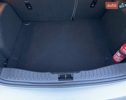 Серый Форд Фокус, объемом двигателя 1.6 л и пробегом 198 тыс. км за 9800 $, фото 5 на Automoto.ua