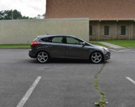 Сірий Форд Фокус, об'ємом двигуна 2 л та пробігом 132 тис. км за 4500 $, фото 7 на Automoto.ua