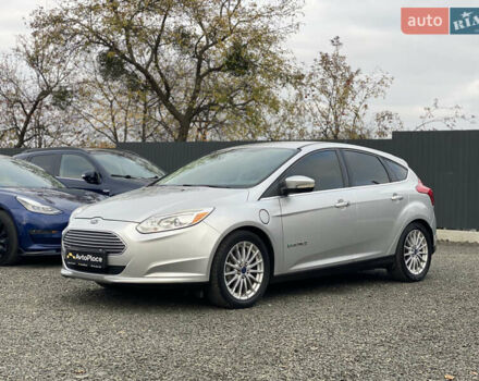 Сірий Форд Фокус, об'ємом двигуна 0 л та пробігом 106 тис. км за 6700 $, фото 11 на Automoto.ua