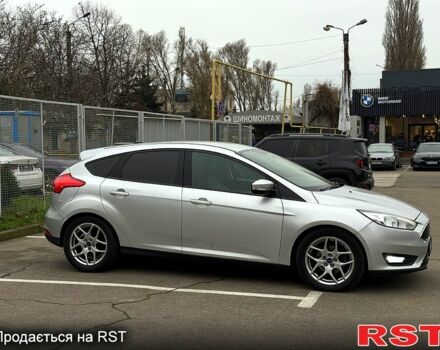 Сірий Форд Фокус, об'ємом двигуна 2 л та пробігом 163 тис. км за 8200 $, фото 3 на Automoto.ua