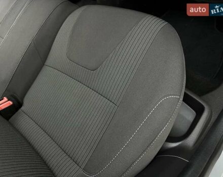 Форд Фокус 2014 в Стрые на Automoto.ua Серый Форд Фокус, объемом двигателя 1.6 л и пробегом 197 тыс. км за 9350 $, фото 100 на Automoto.ua