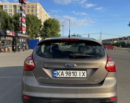 Форд Фокус 2014 в Киеве на Automoto.ua Серый Форд Фокус, объемом двигателя 1 л и пробегом 209 тыс. км за 5200 $, фото 11 на Automoto.ua