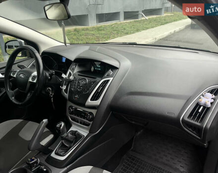 Сірий Форд Фокус, об'ємом двигуна 1 л та пробігом 129 тис. км за 6499 $, фото 23 на Automoto.ua