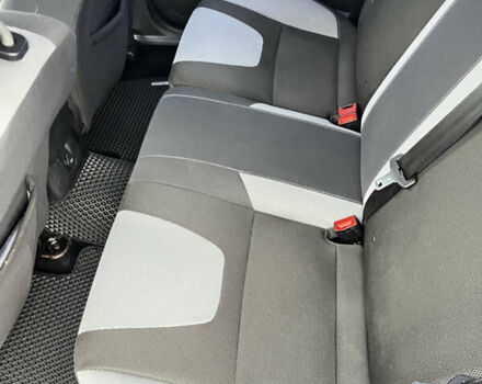 Серый Форд Фокус, объемом двигателя 1.56 л и пробегом 226 тыс. км за 7900 $, фото 40 на Automoto.ua