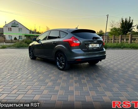 Сірий Форд Фокус, об'ємом двигуна 2 л та пробігом 218 тис. км за 6999 $, фото 3 на Automoto.ua