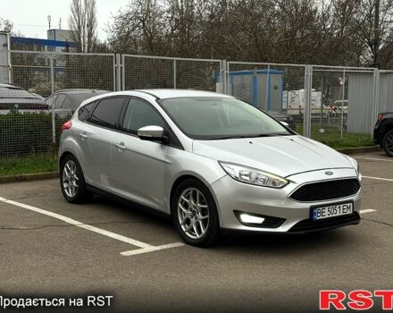 Сірий Форд Фокус, об'ємом двигуна 2 л та пробігом 163 тис. км за 8200 $, фото 2 на Automoto.ua