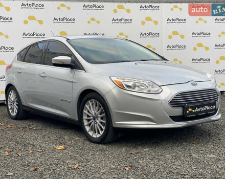 Сірий Форд Фокус, об'ємом двигуна 0 л та пробігом 106 тис. км за 6700 $, фото 74 на Automoto.ua