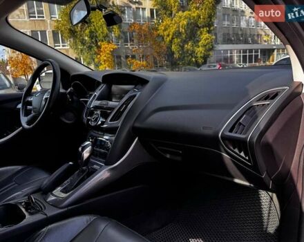 Сірий Форд Фокус, об'ємом двигуна 2 л та пробігом 180 тис. км за 8900 $, фото 11 на Automoto.ua
