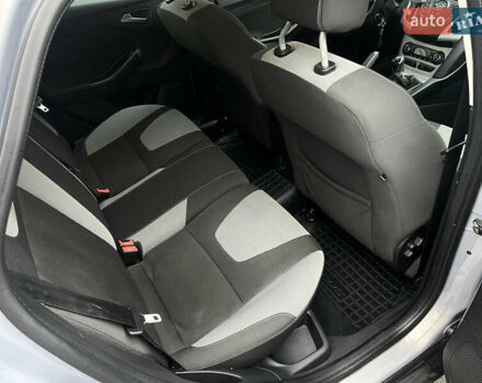 Сірий Форд Фокус, об'ємом двигуна 1 л та пробігом 129 тис. км за 6499 $, фото 22 на Automoto.ua