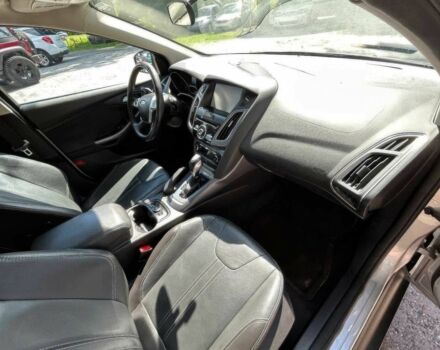 Серый Форд Фокус, объемом двигателя 2 л и пробегом 90 тыс. км за 2200 $, фото 6 на Automoto.ua