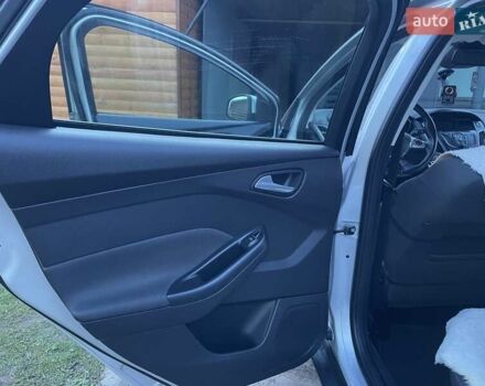Серый Форд Фокус, объемом двигателя 1.6 л и пробегом 198 тыс. км за 9800 $, фото 10 на Automoto.ua