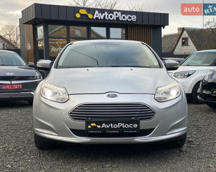 Серый Форд Фокус, объемом двигателя 0 л и пробегом 106 тыс. км за 6700 $, фото 17 на Automoto.ua