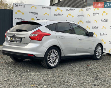 Сірий Форд Фокус, об'ємом двигуна 0 л та пробігом 106 тис. км за 6700 $, фото 83 на Automoto.ua