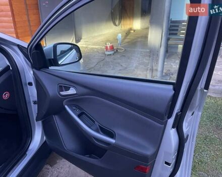 Серый Форд Фокус, объемом двигателя 1.6 л и пробегом 198 тыс. км за 9800 $, фото 13 на Automoto.ua