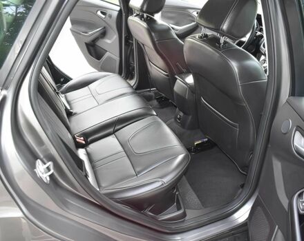 Сірий Форд Фокус, об'ємом двигуна 2 л та пробігом 84 тис. км за 3900 $, фото 13 на Automoto.ua