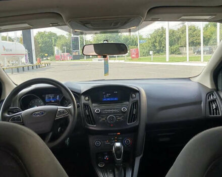 Сірий Форд Фокус, об'ємом двигуна 2 л та пробігом 141 тис. км за 7300 $, фото 4 на Automoto.ua