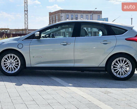 Серый Форд Фокус, объемом двигателя 0 л и пробегом 160 тыс. км за 6800 $, фото 10 на Automoto.ua