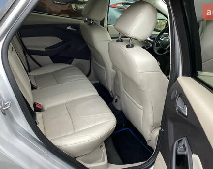 Сірий Форд Фокус, об'ємом двигуна 0 л та пробігом 106 тис. км за 6700 $, фото 49 на Automoto.ua